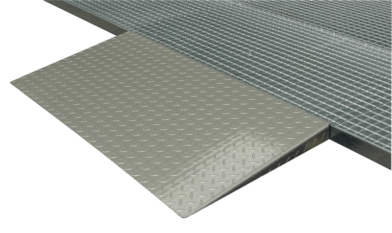 Nájezdová rampa pro sníženou záchytnou vanu na olej