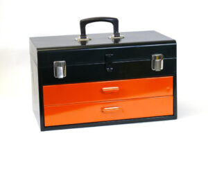 Přenosný montážní kufr s pořadovými zásuvkami 450x275x295mm - MARS (6081)