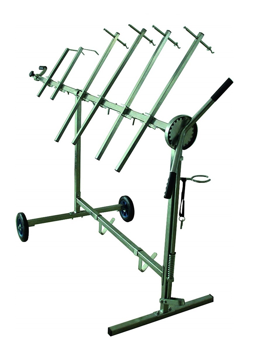 Stojan pro lakování