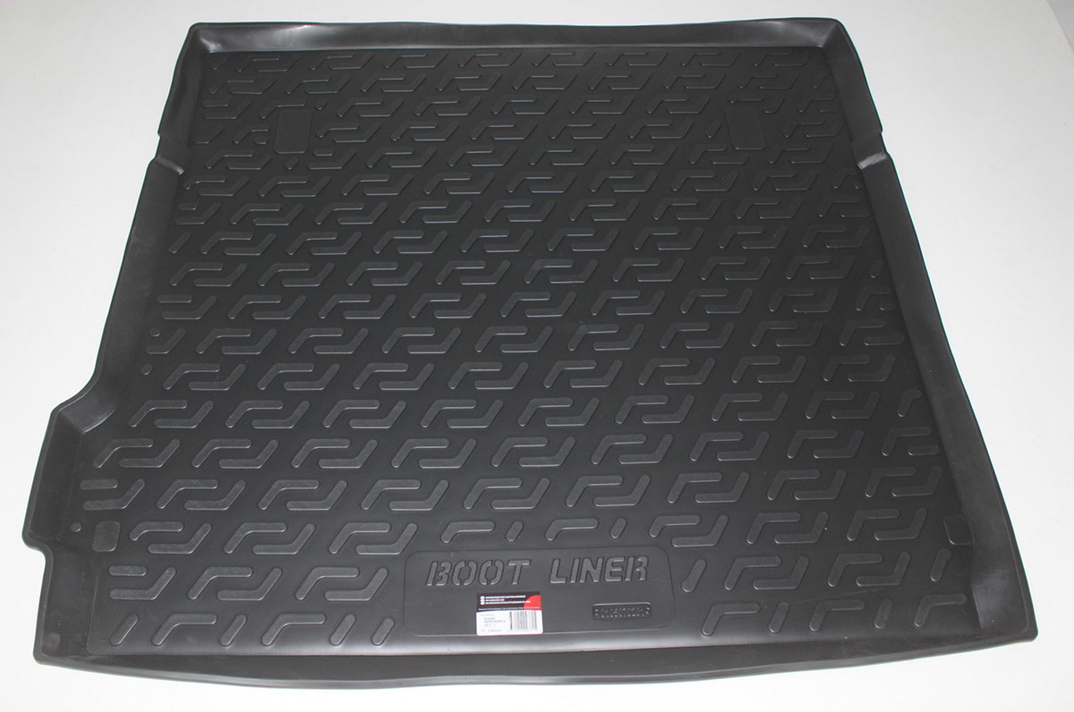 Vana do kufru plastová Nissan Pathfinder IV (R52) (13-) SIXTOL