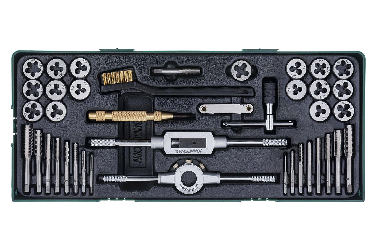 Závitníky a závitová očka s automatickým důlčíkem